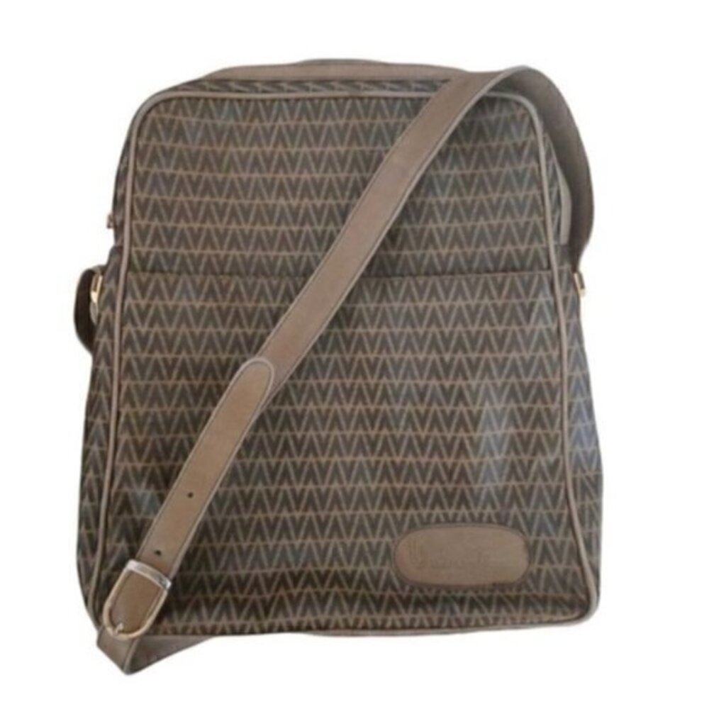Mario Valentino Crossbody Shoulder bag.